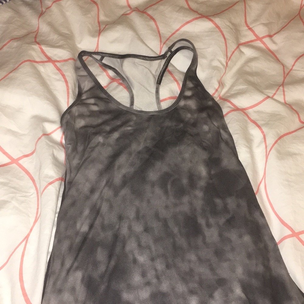 Lululemon tank top